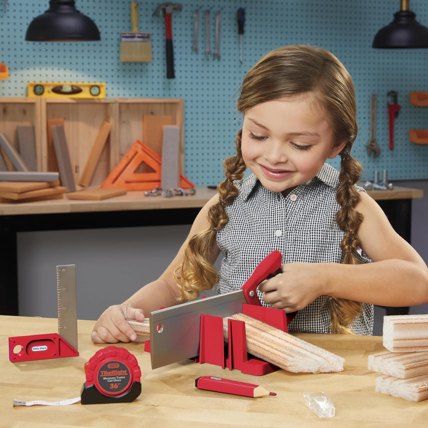 Little Tikes Creative Construction Measure & Cut Set with 5 Accessories, Pretend Play Construction Set, for Boys and Girls Ages 3+ Years
