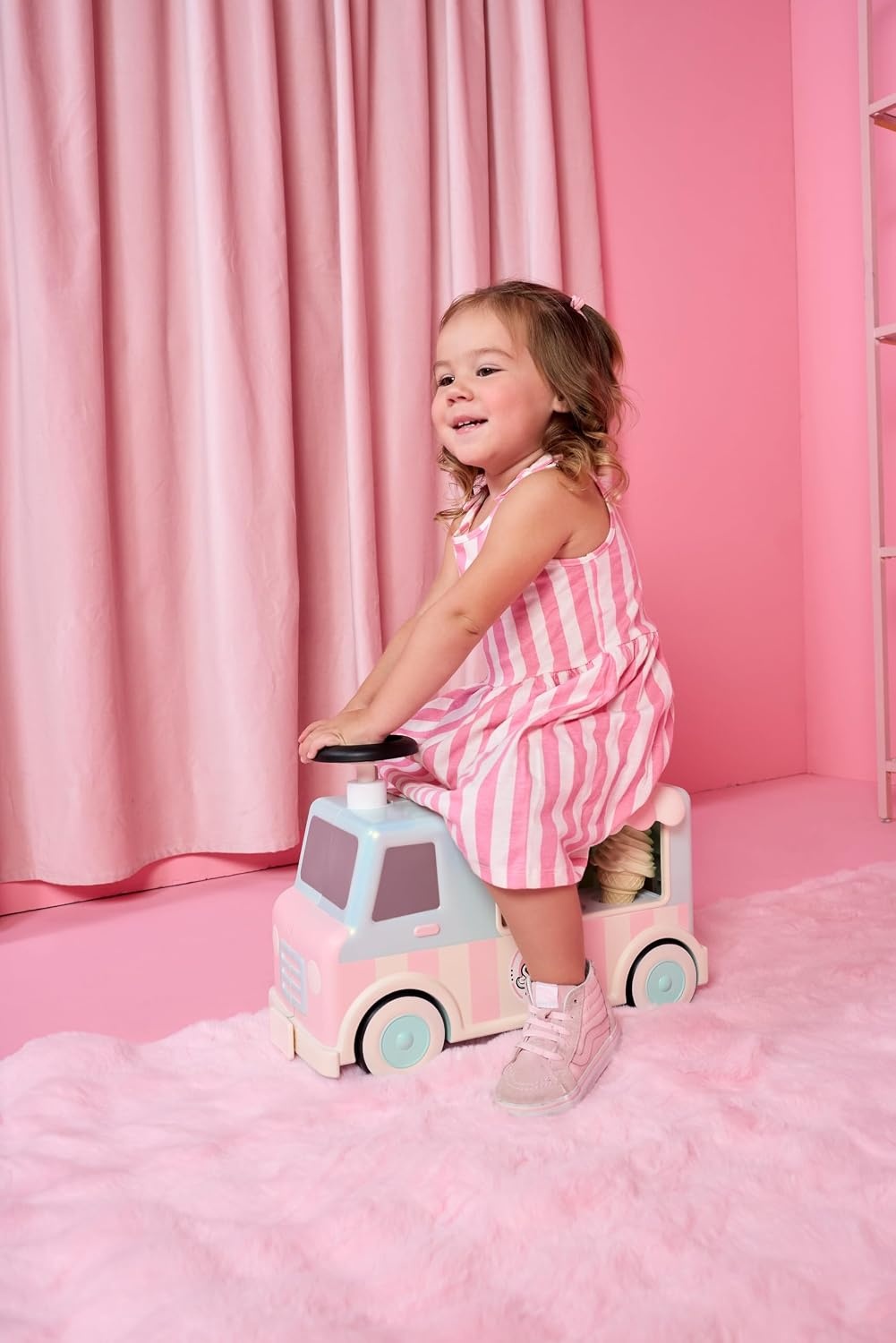 Little Tikes Sweet Spaces Ice Cream Scoot ‘n Serve, Ride-On, Indoor and Outdoor Play, Boys and Girls Ages 1-3 Years