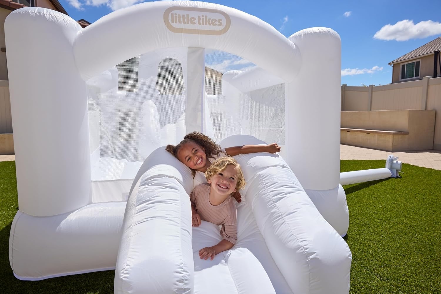 Little Tikes Cloud Collection Jump ‘n Double Slide Bouncer – White, Outdoor Water Inflatable, Boys and Girls Ages 3-8 Years
