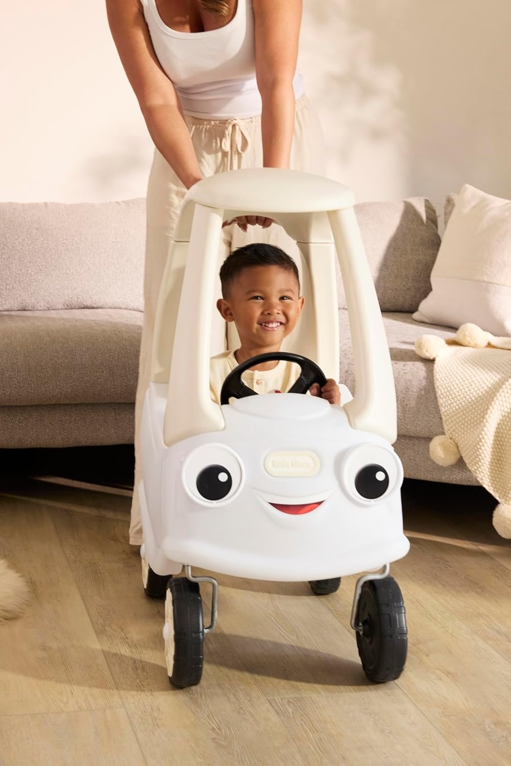 Little Tikes Cloud Collection Cozy Coupe – White, Classic Foot-to-Floor Ride-On Car, Working Door, Steering Wheel, Horn, Removable Floorboard, Indoor/Outdoor Push Car, Toddlers 18 Months to 5 Years