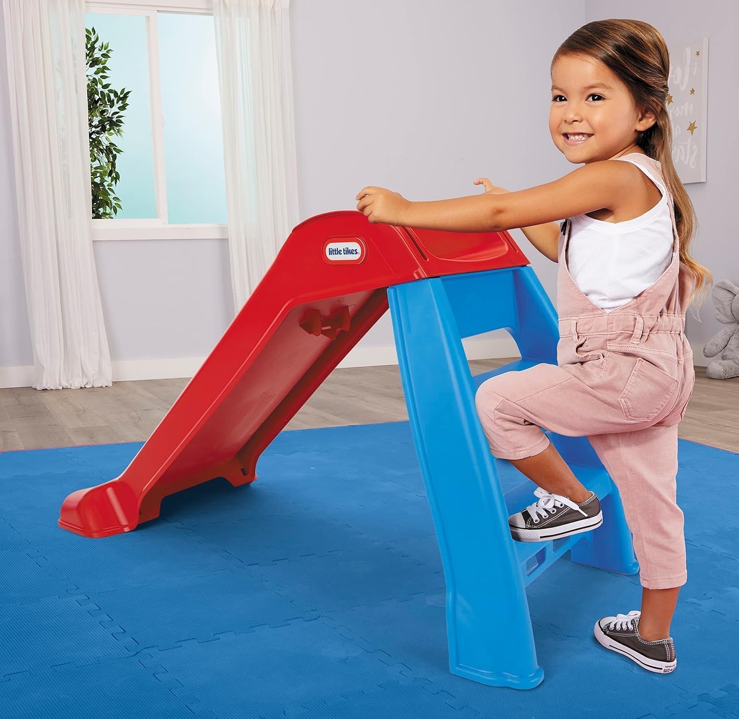 Little Tikes First Slide for Kids, Easy Set Up for Indoor Outdoor, Easy to Store, for Toddlers Ages 18 Months – 6 years