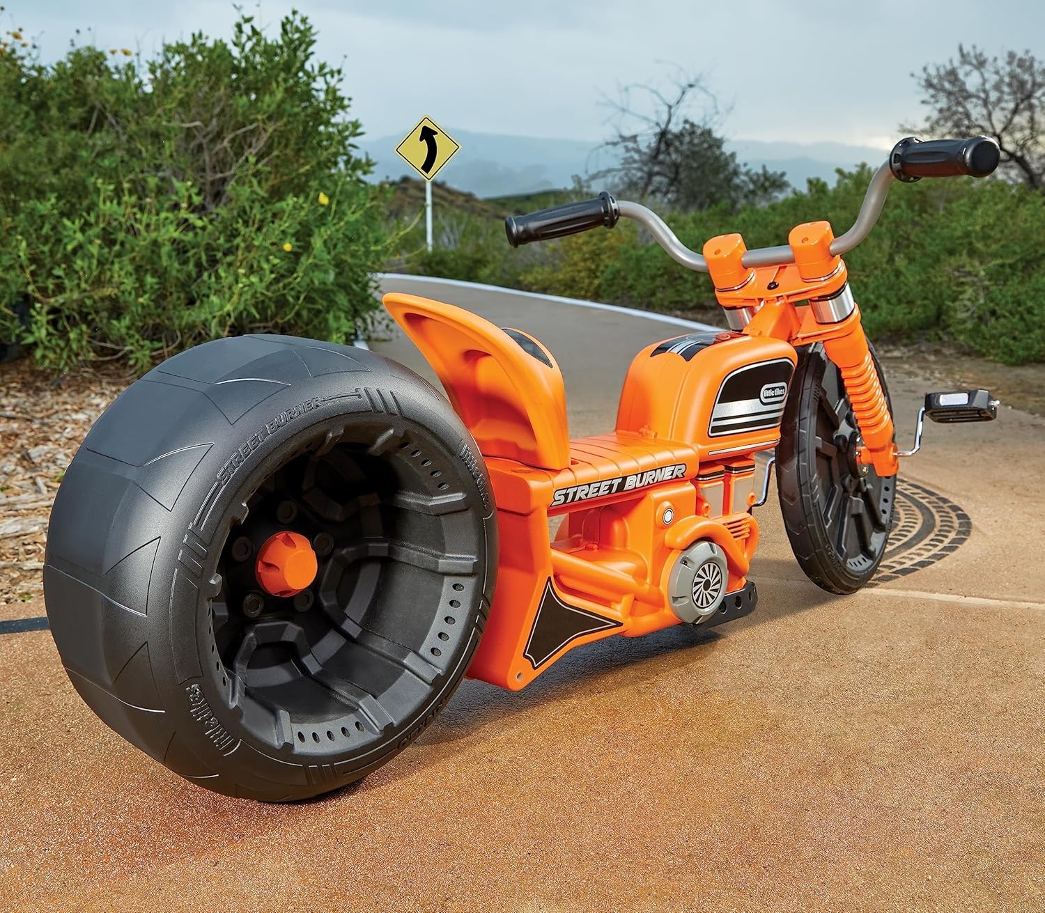 Little Tikes Street Burner Ride-On with Motorcycle Styling, Adjustable Seat, Durable Wheels, Removeable Training Wheels for Kids, Children, Toddlers, Girls, Boys, Ages 3+ Years
