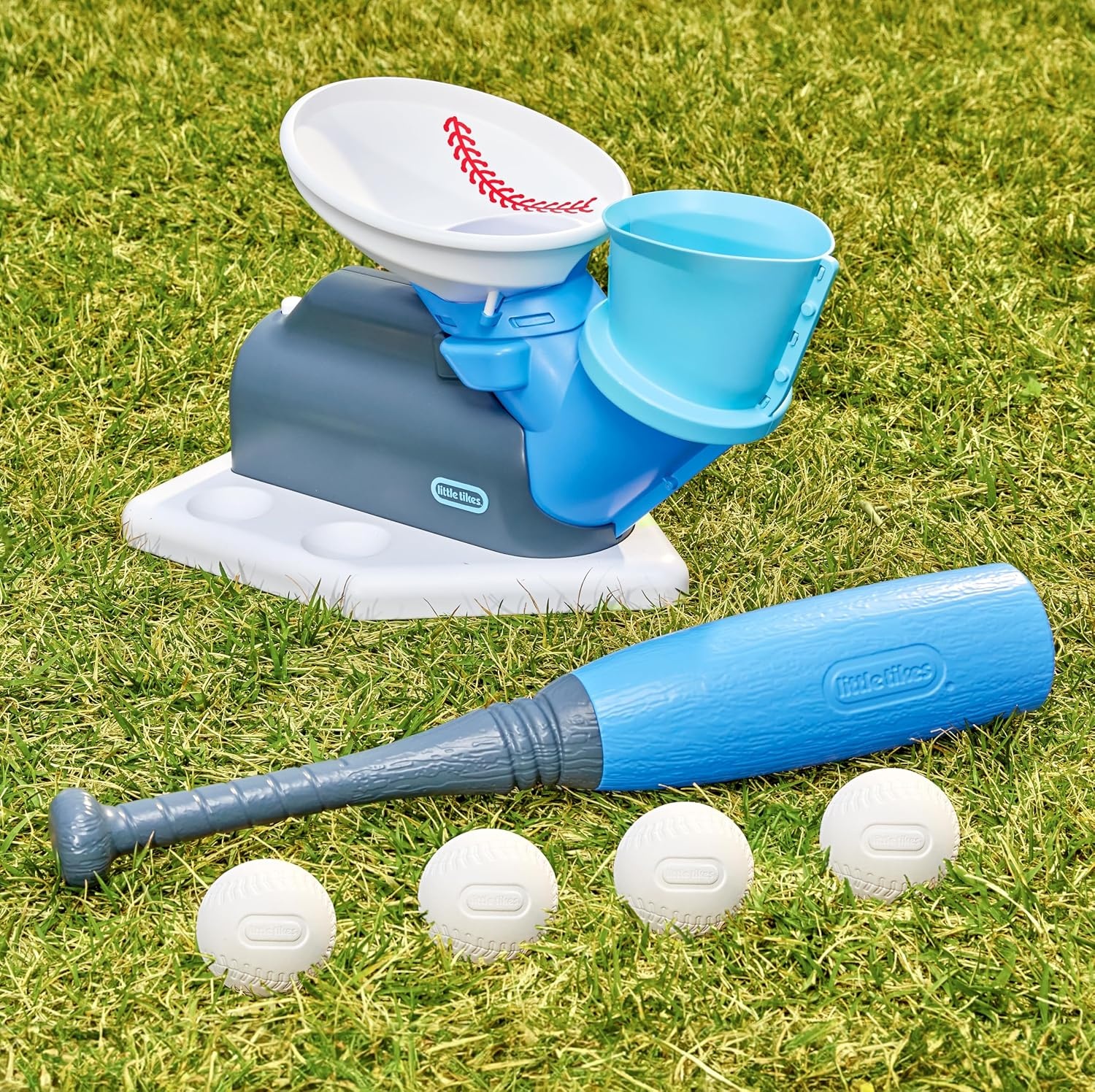 Little Tikes 2-in-1 Pop ‘n Pitch Trainer, Outdoor Sports Experience for Boys and Girls Ages 3+(ball)