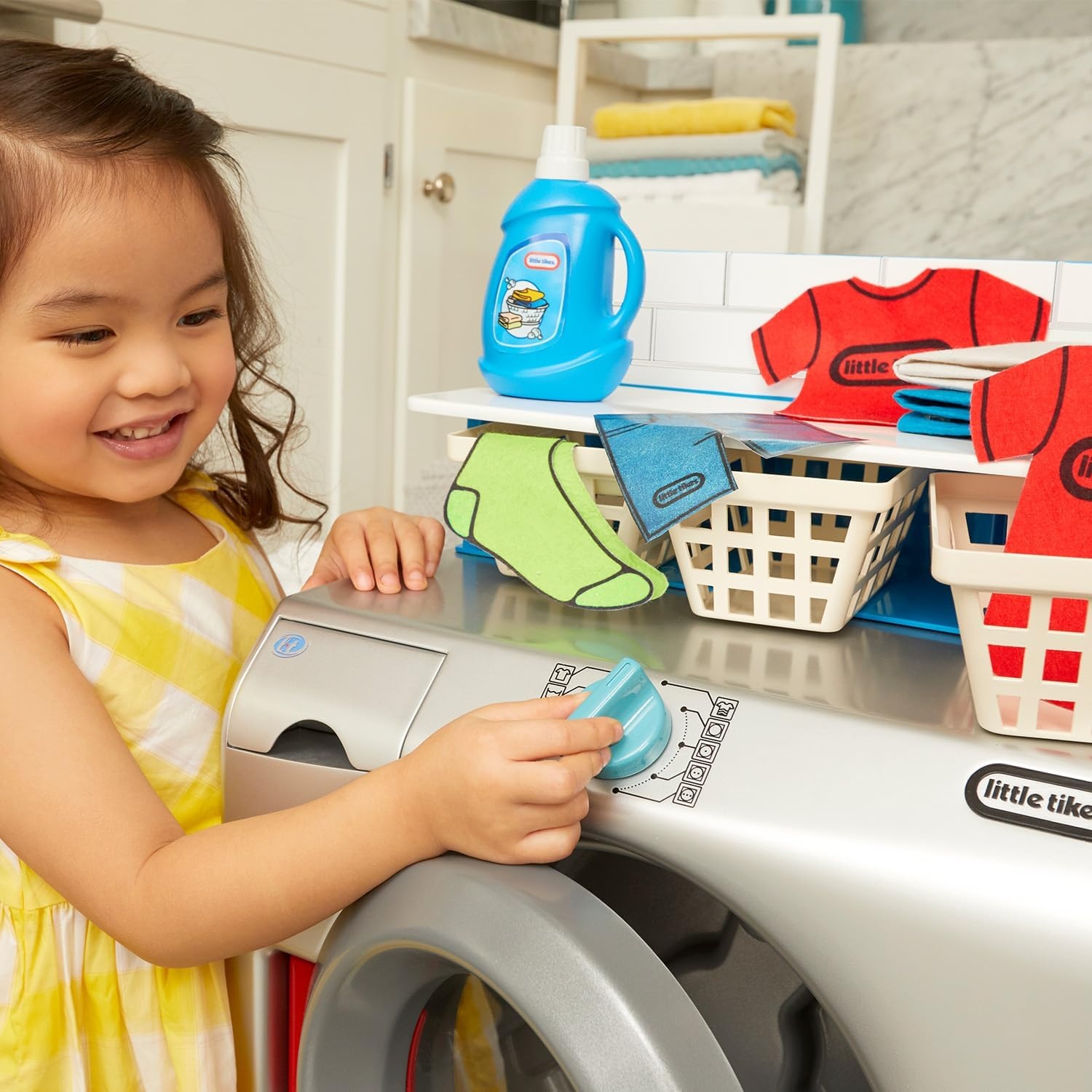 Little Tikes First Fridge Refrigerator with Ice Dispenser Pretend Play Appliance for Kids, Play Kitchen Set with Playset Accessories Unique Toy Multi-Color, 15.8 Wide x 11.5 deep x 23 Tall(First Washer-Dryer)