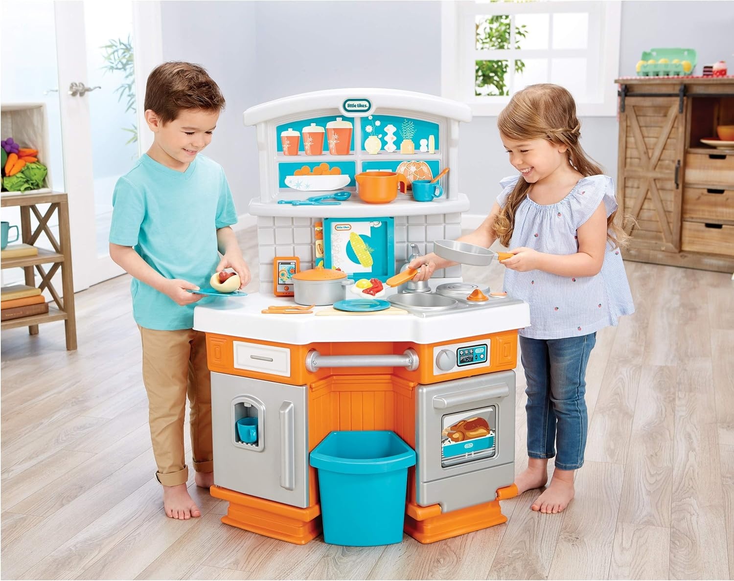 Little Tikes Home Grown Kitchen – Role Play Realistic Kitchen Real Cooking & Water Boiling Sounds Kitchen Accessories Set for Girls Boys – Multicolor 22 x 18 x 30.25 inches