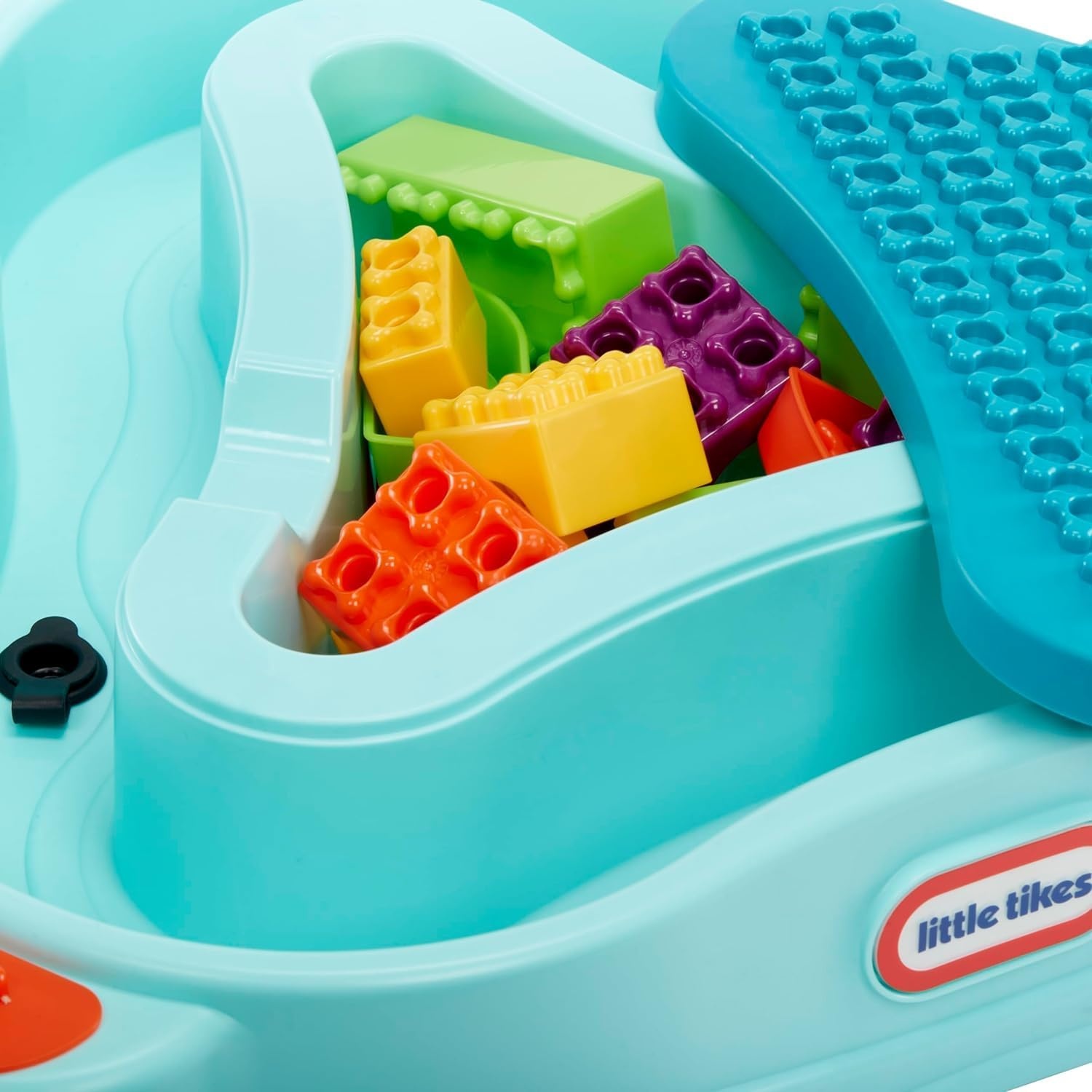 Little Tikes Build & Splash Water Table with 25 Piece Accessories – Wet/Dry Play, Indoor/Outdoor with Removeable Grow-with-Me Legs