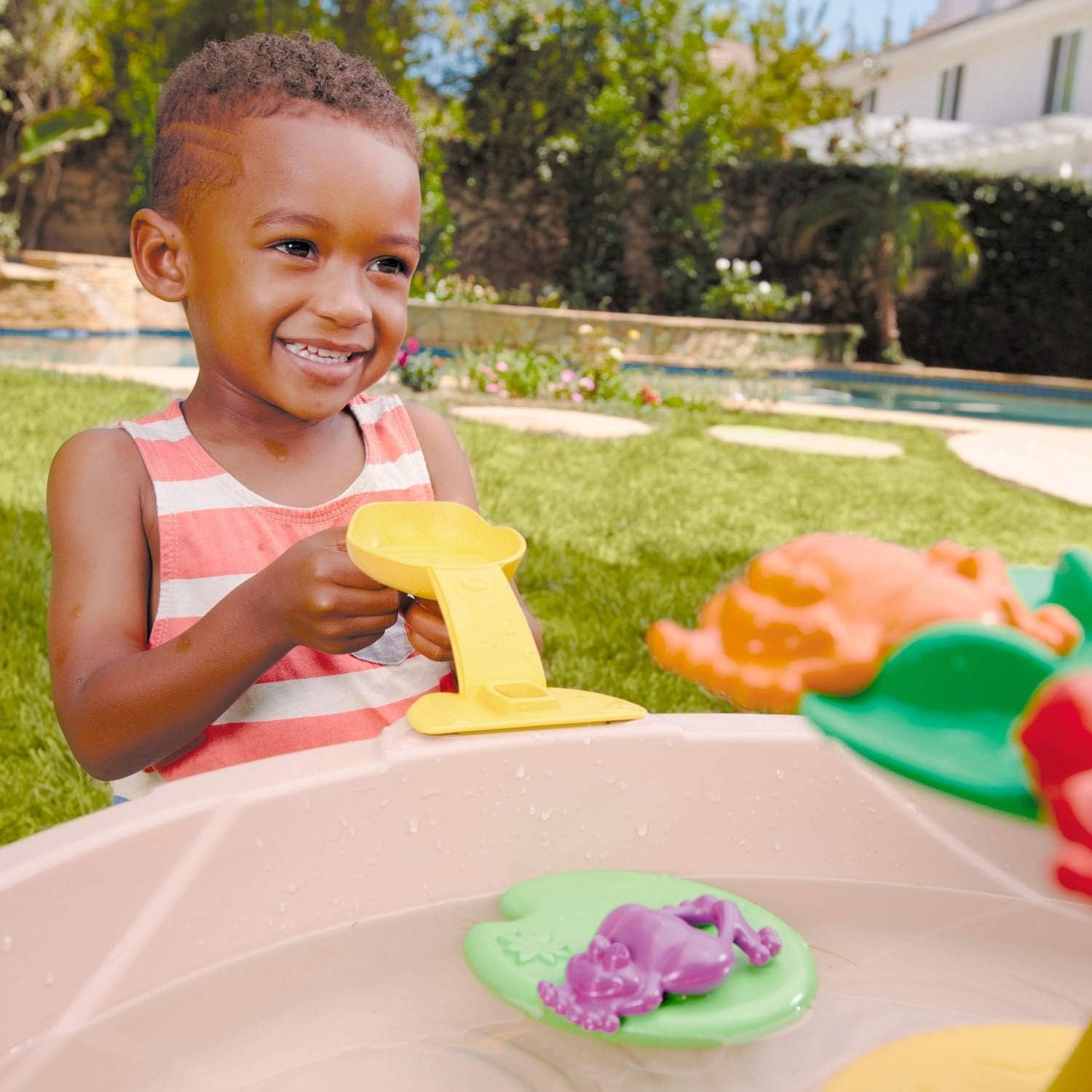 Little Tikes Frog Pond Water Table, 24 months to 36 months(Multicolor)