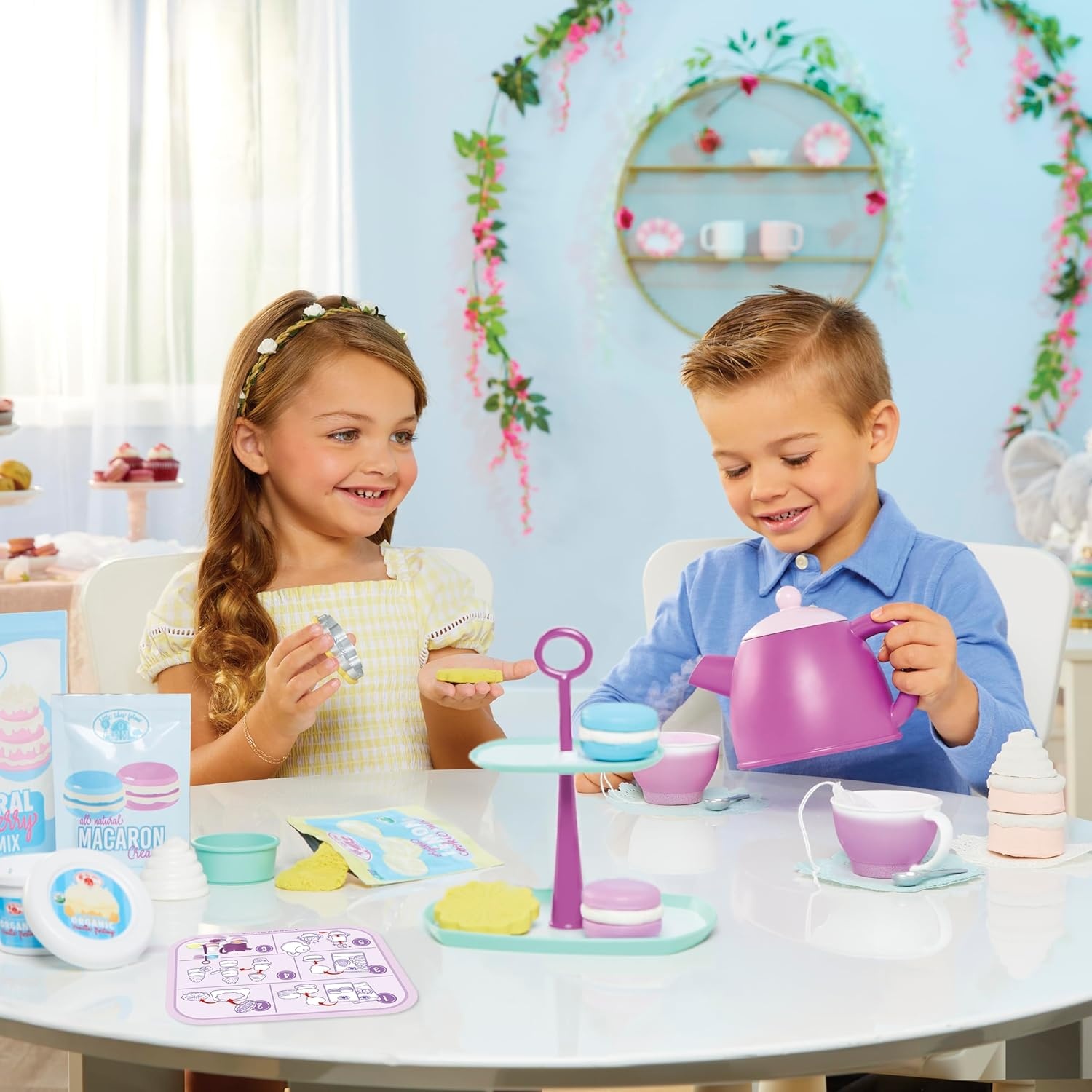 Little Tikes Creative Chefs Tea Party Kit with 30 Accessories, Pretend Play Cooking Set, for Boys and Girls Ages 3+ Years
