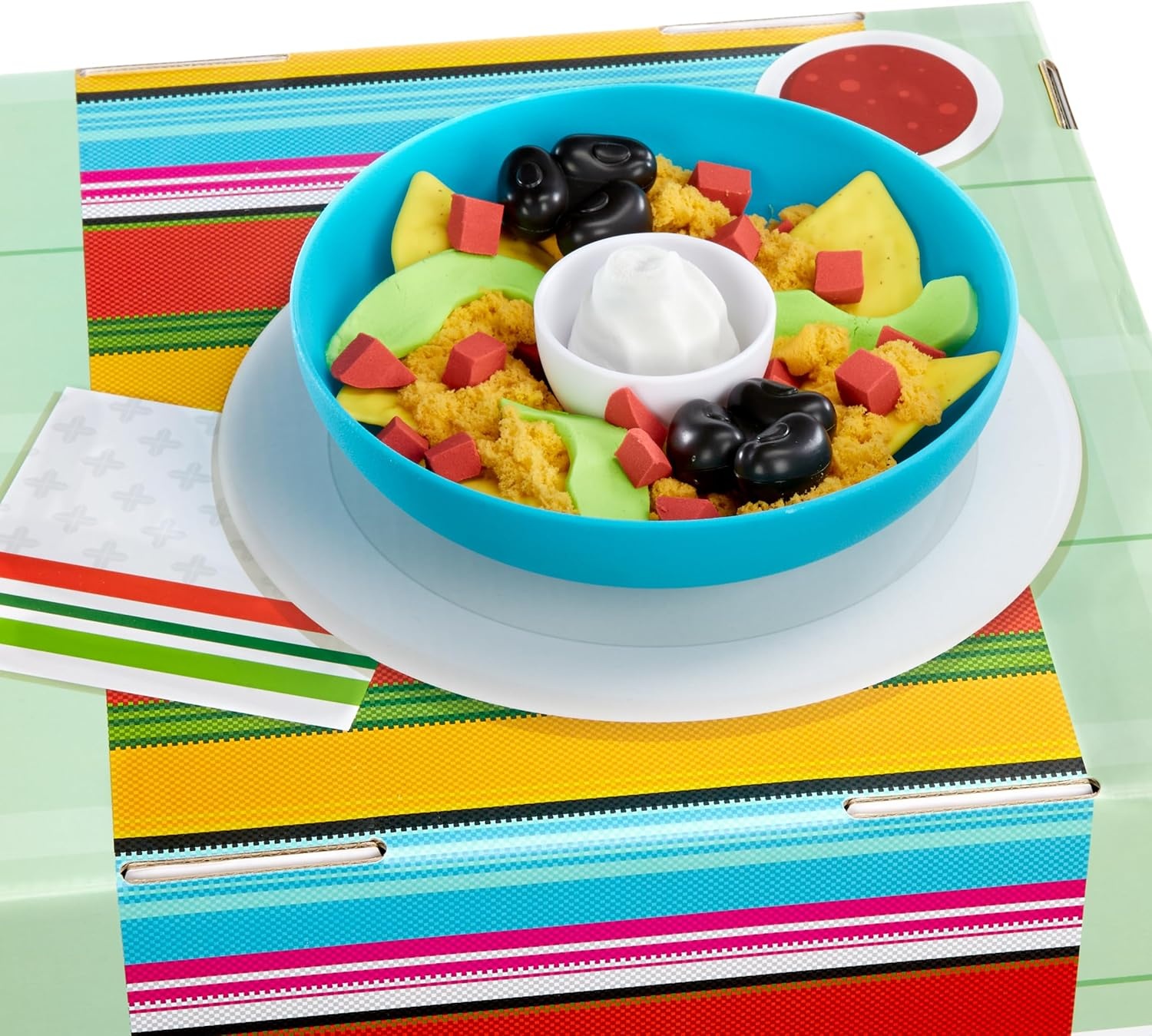 Little Tikes Creative Chefs Nacho Kit with Make-It Mix Play Sand, 22 Accessories, Realistic Pretend Play Nachos Maker, Boys, Girls, Ages 3+